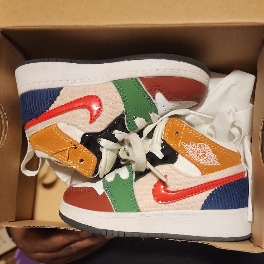 Nike Kids Sneakers - Red, Green, Orange, Blue
